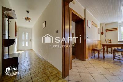 Maison - 140 m² - 5 pièces