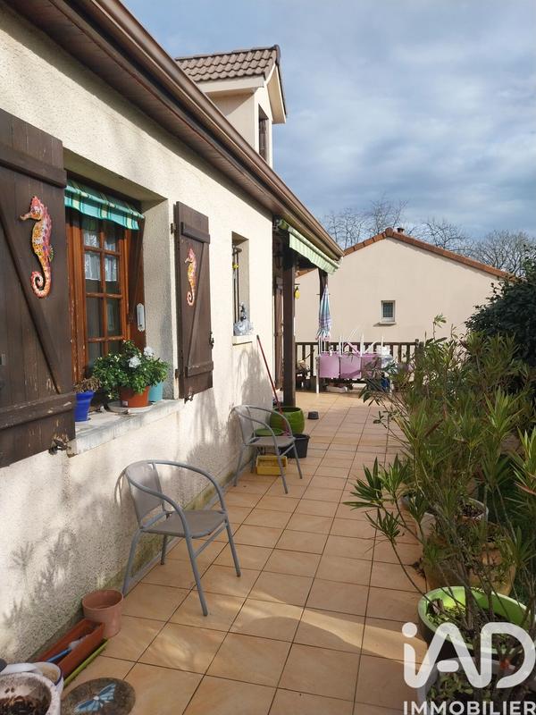 Maison - 122 m² - 5 pièces