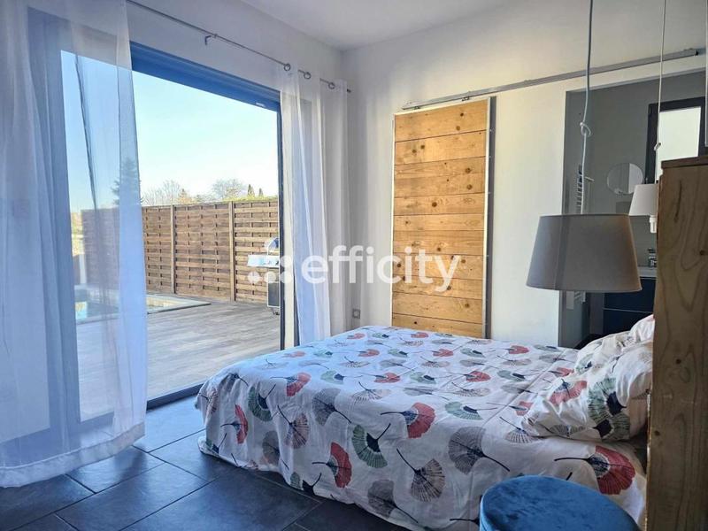 Villa - 140 m² - 5 pièces