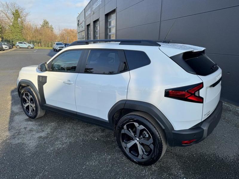 Dacia Duster III extreme hybrid 140