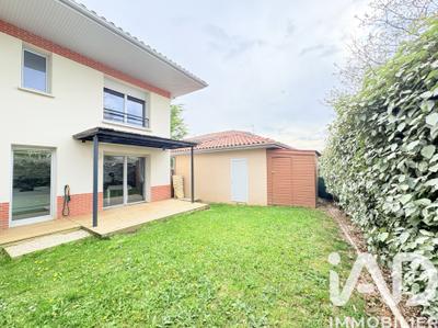 Maison - 82 m² - 4 pièces