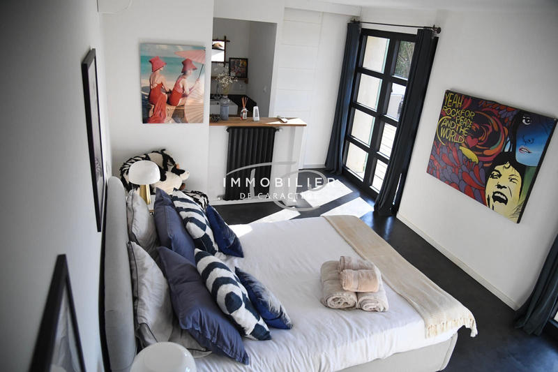 Maison - 200 m² - 6 pièces