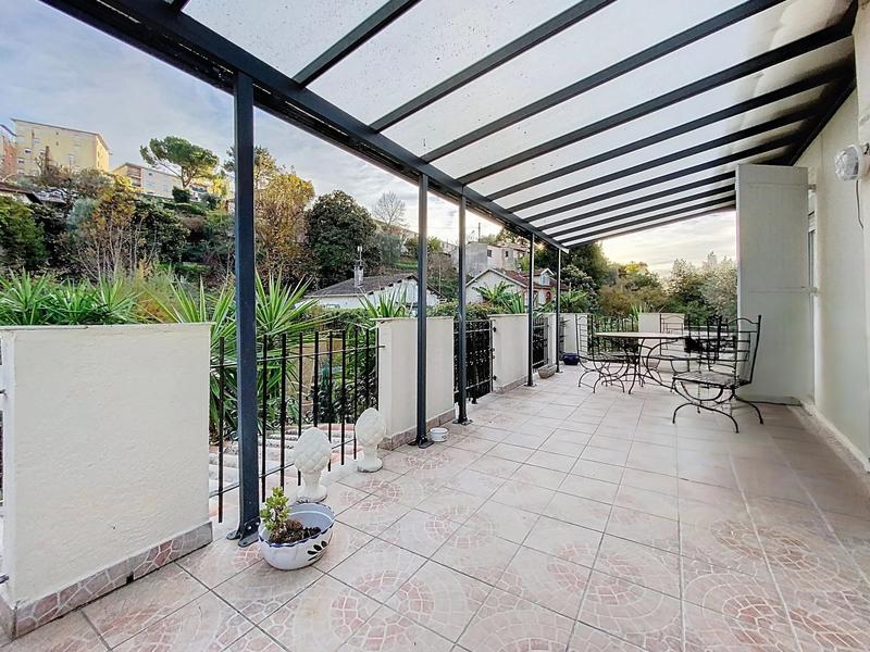 Maison - 167 m² - 4 pièces