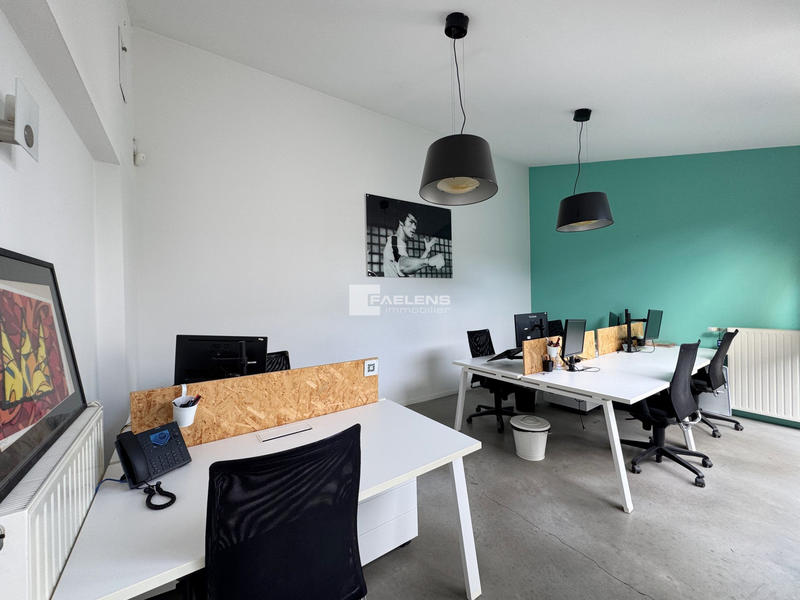 Bureau - 210 m²