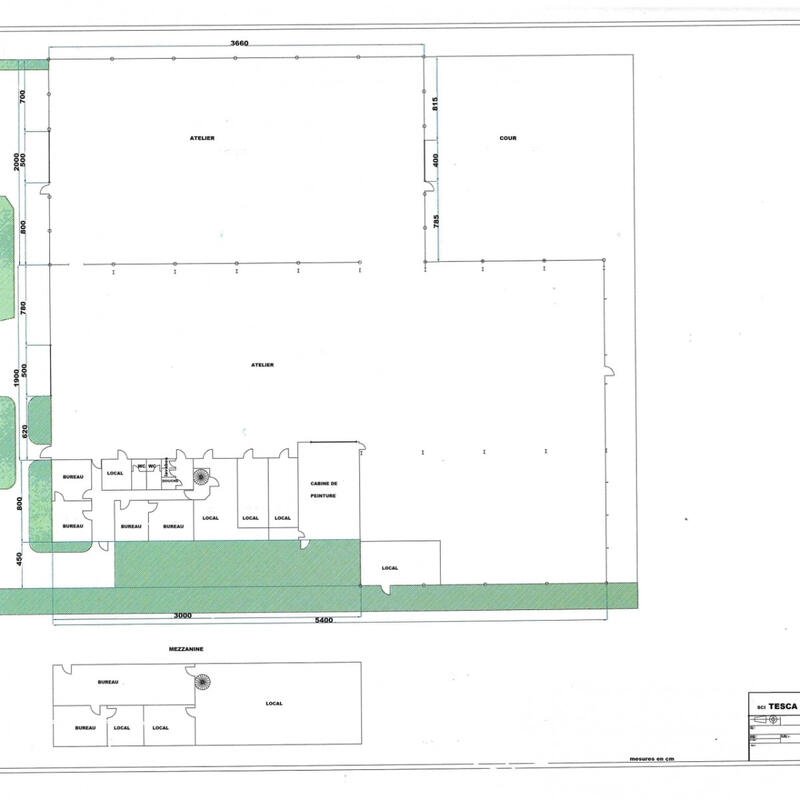 Local commercial - 705 m²