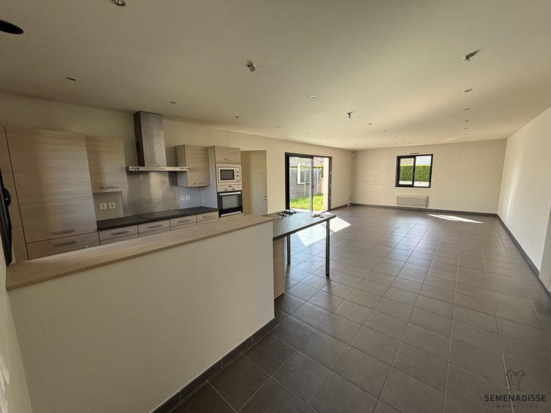 Villa - 100 m² - 4 pièces