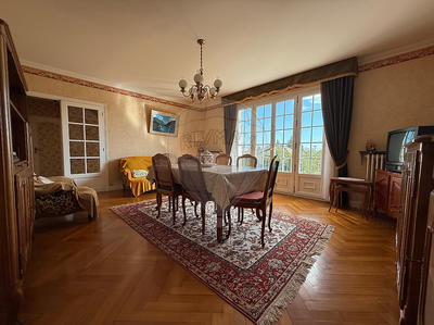 Maison - 105 m² - 5 pièces