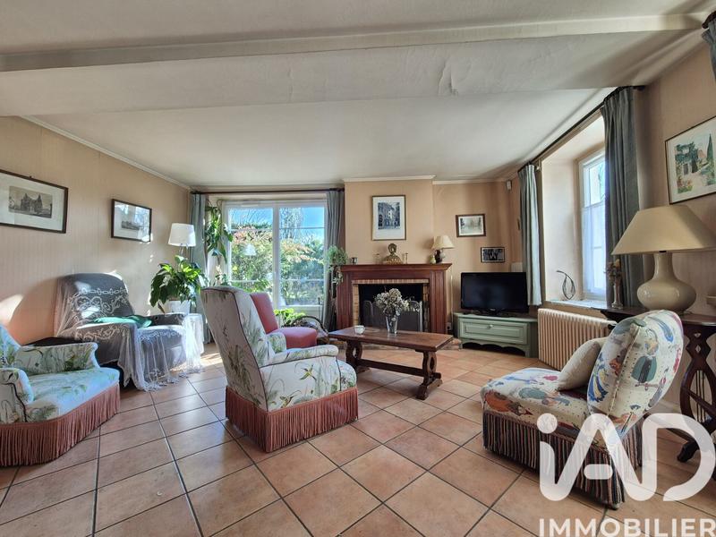 Maison - 180 m² - 7 pièces