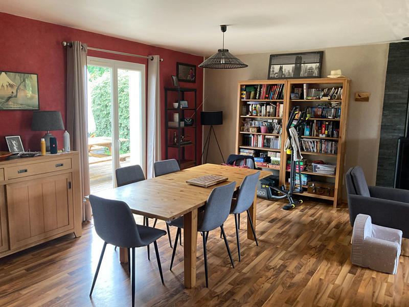 Maison - 94 m² - 5 pièces