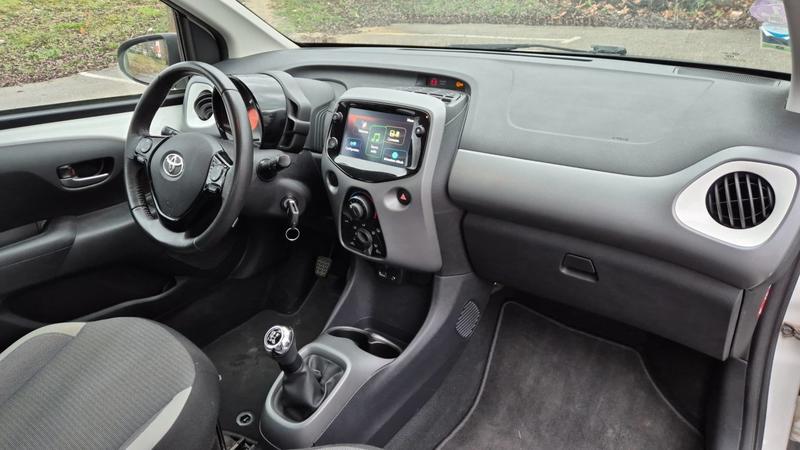 Toyota Aygo II 1.0 Vvt-I 72 X-Play X-App - Première main