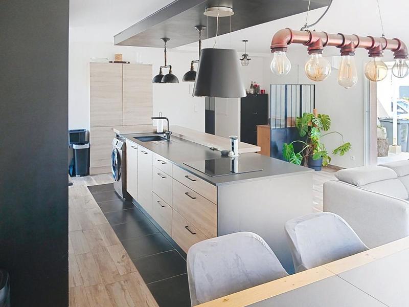 Maison - 105 m² - 5 pièces