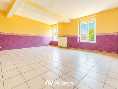 Appartement - 108 m² - 4 pièces