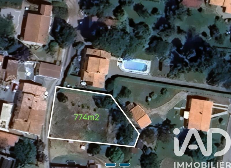 Terrain - 774 m²