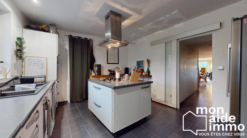 Maison - 130 m² - 5 pièces