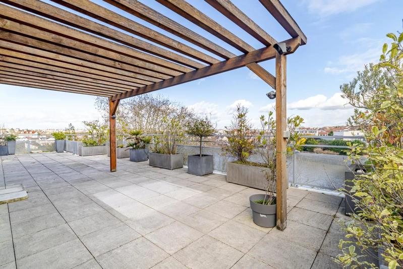 Appartement - 104 m² - 5 pièces