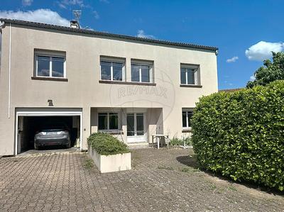 Maison - 144 m² - 7 pièces