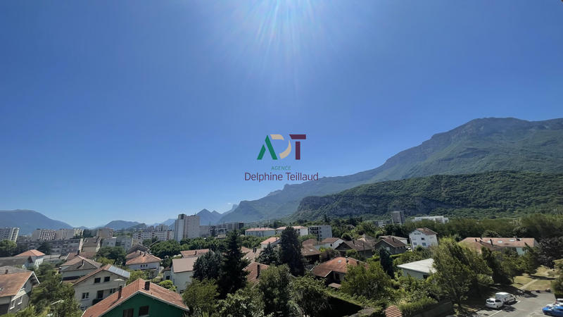 Appartement - 110 m² - 5 pièces