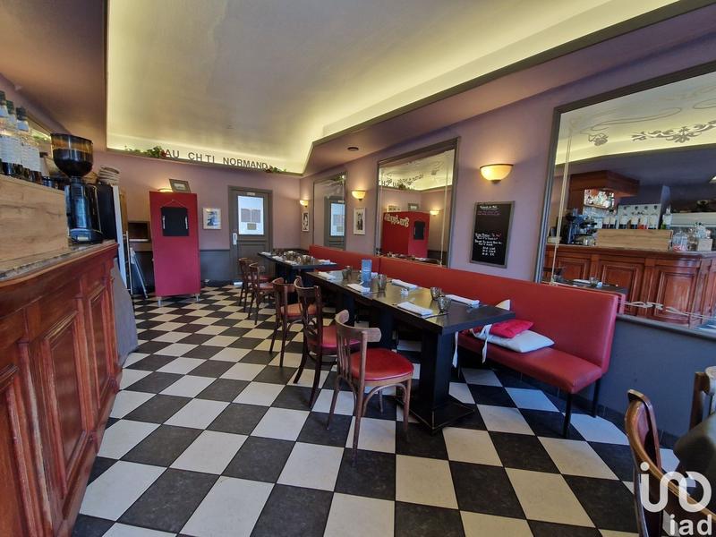 Local commercial - 200 m²