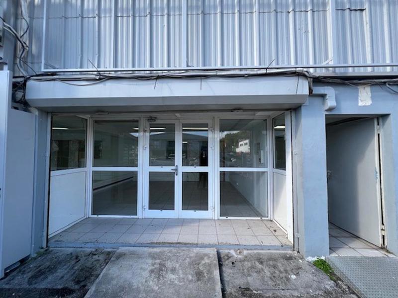 Local commercial - 270 m²