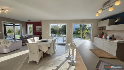 Maison - 102 m² - 5 pièces