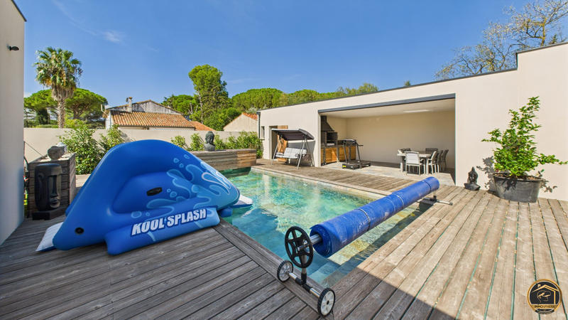 Maison contemporaine - 155 m² - 6 pièces