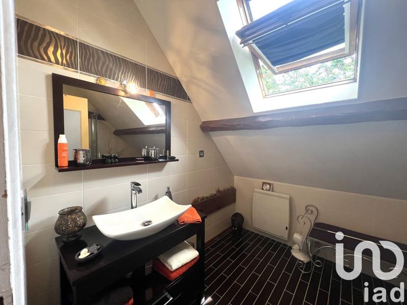 Maison - 178 m² - 8 pièces