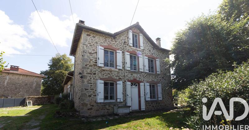 Maison - 96 m² - 4 pièces