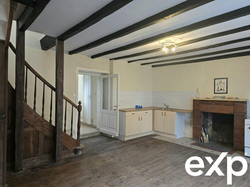 Maison - 287 m² - 12 pièces