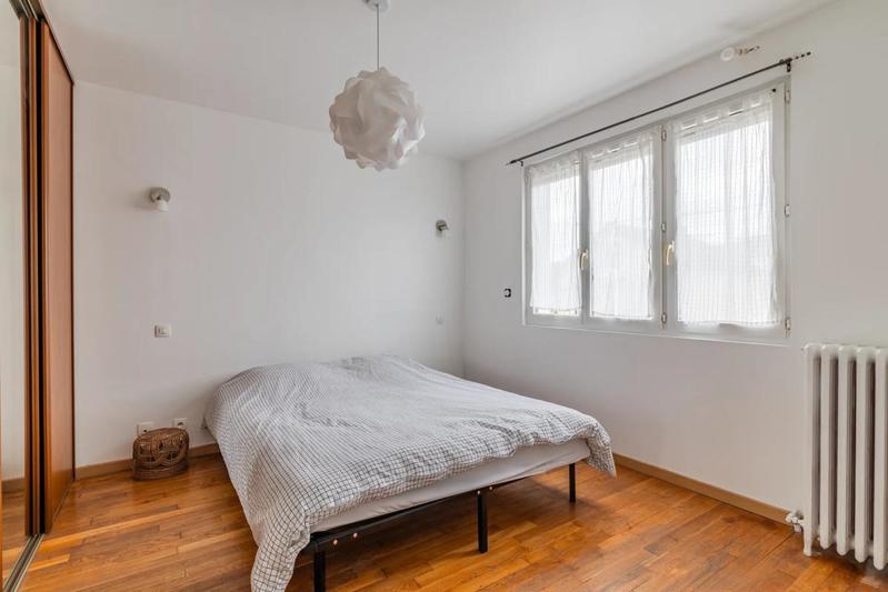 Maison - 95 m² - 5 pièces