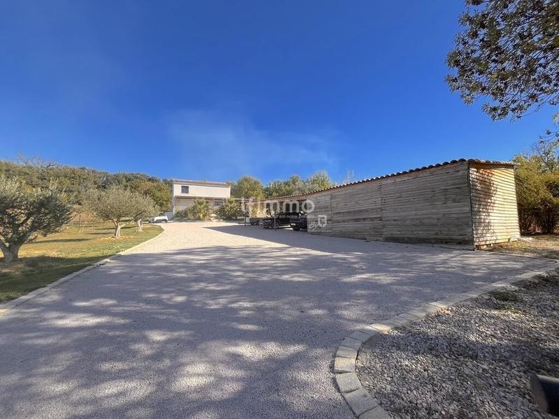 Mas - 160 m² - 5 pièces