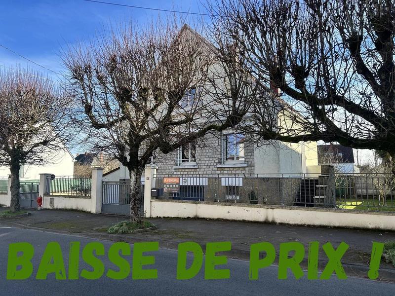 Maison - 198 m² - 11 pièces