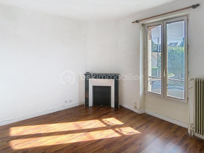 Maison - 182 m² - 8 pièces