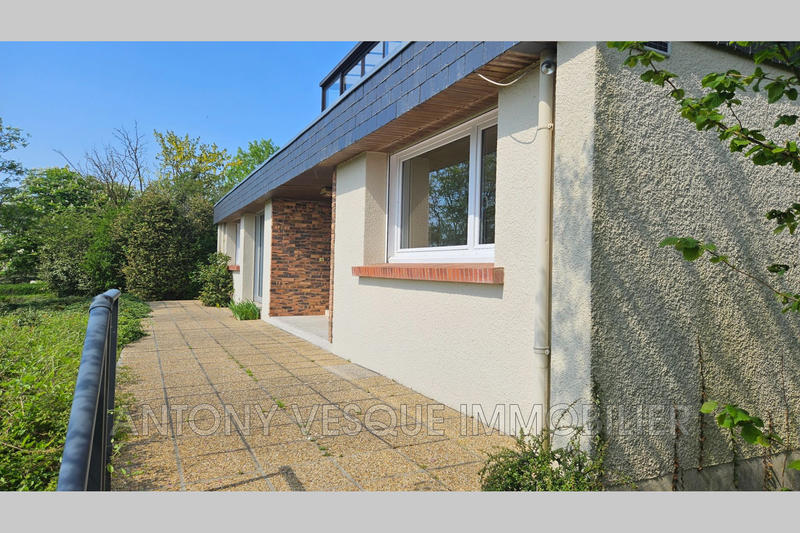 Villa - 169 m² - 7 pièces