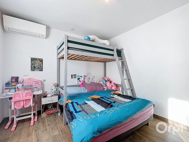 Villa - 102 m² - 4 pièces