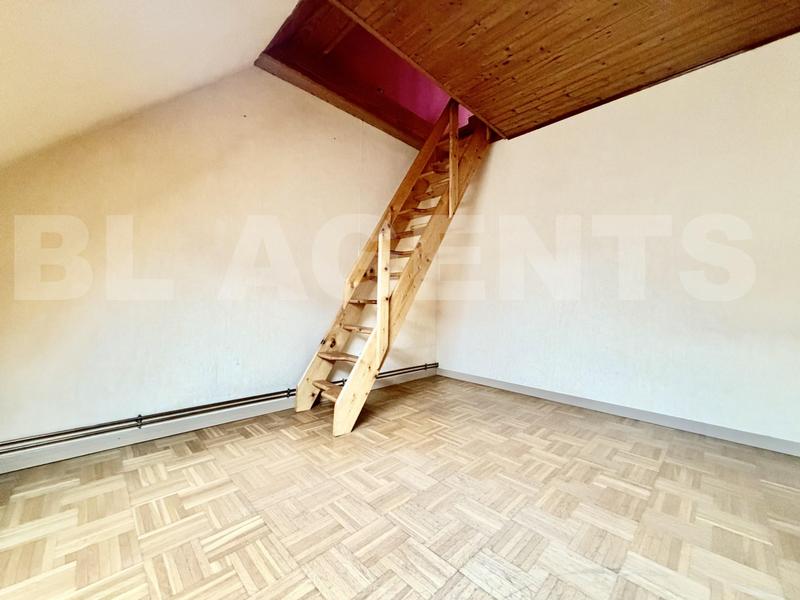 Maison - 138 m² - 6 pièces