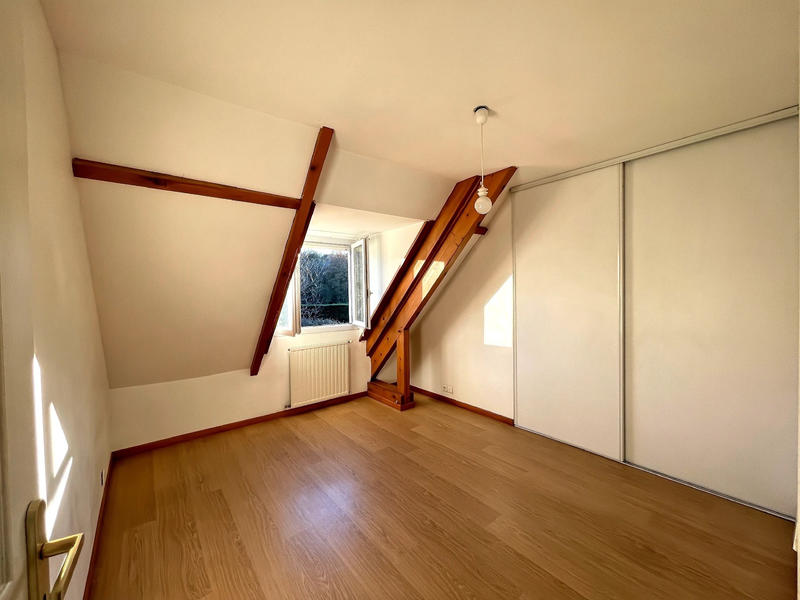 Maison - 141 m² - 6 pièces