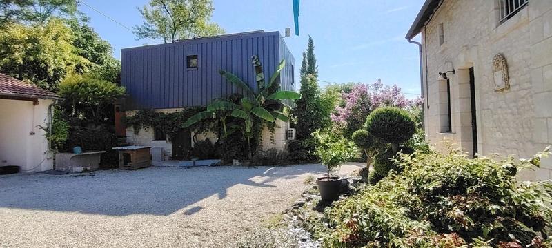 Maison - 230 m² - 5 pièces