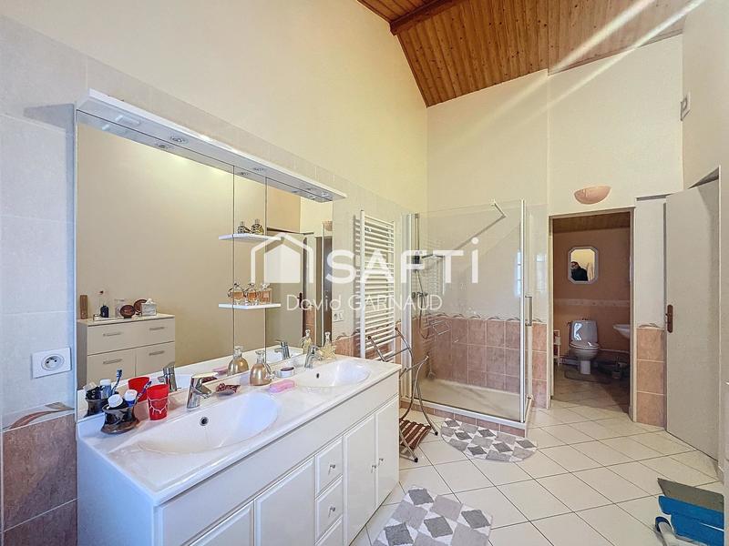 Maison de maîtres - 441 m² - 14 pièces