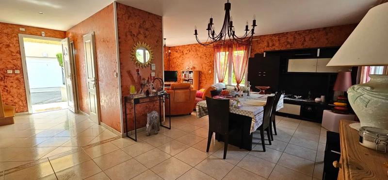 Maison - 122 m² - 5 pièces