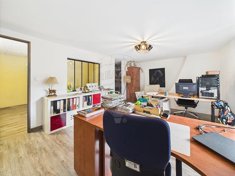 Corps de ferme - 262 m² - 6 pièces