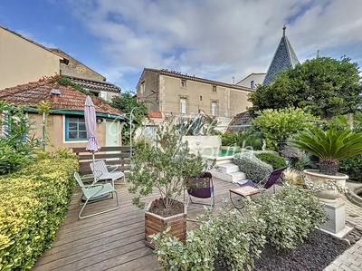 Hôtel particulier - 483 m² - 10 pièces