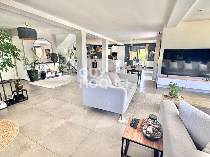 Maison - 175 m² - 7 pièces