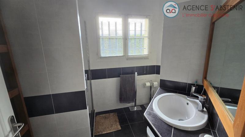 Maison - 258 m² - 7 pièces