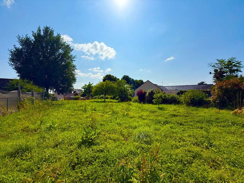Terrain constructible - 941 m²