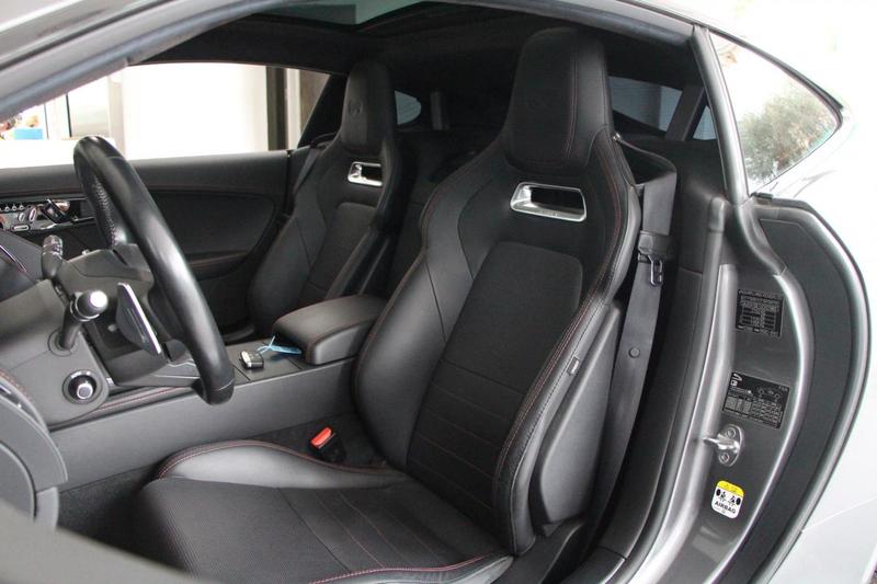 Jaguar F-Type Coupe V8 5l Suralimente 550 ch Bva8 Awd R