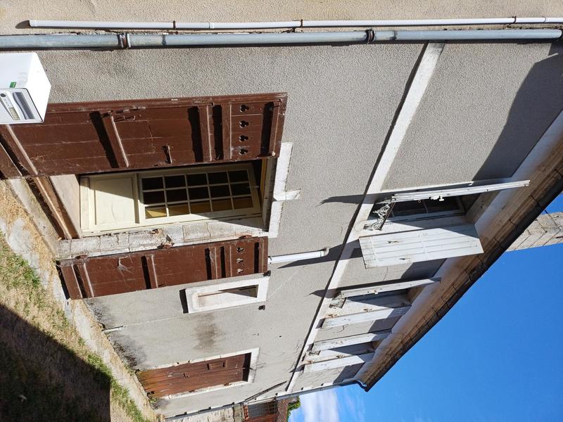 Maison - 217 m² - 10 pièces