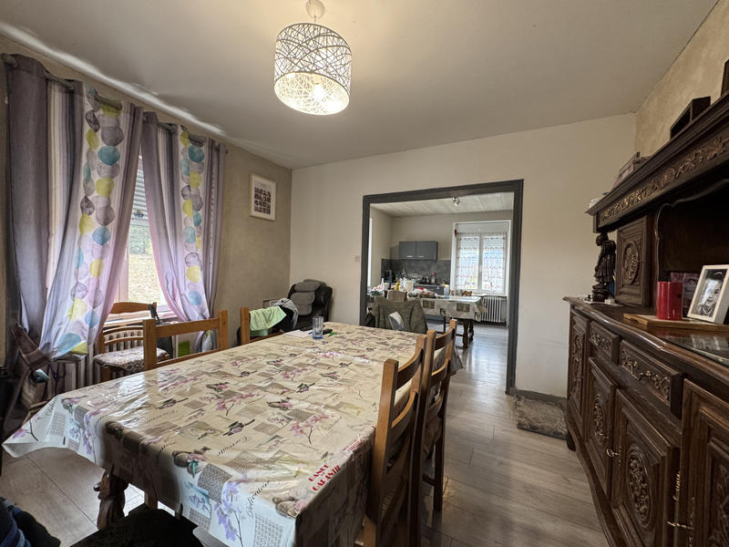 Maison - 260 m² - 10 pièces