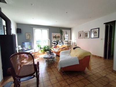 Maison - 86 m² - 5 pièces