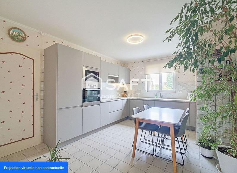 Maison - 90 m² - 5 pièces