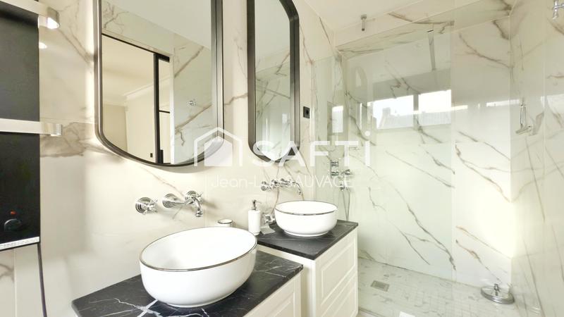 Maison - 160 m² - 5 pièces